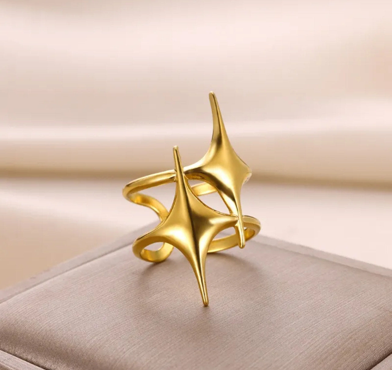 Sparkle ring